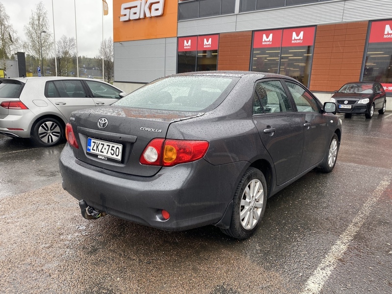 Toyota Corolla vaihtoauto