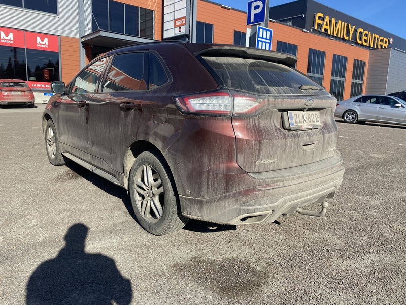 Ford Edge vaihtoauto