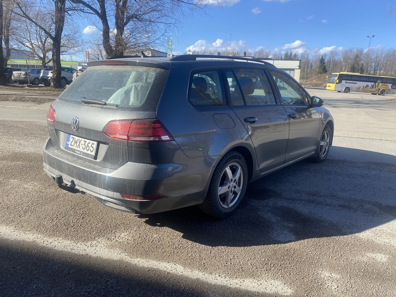 Volkswagen Golf vaihtoauto