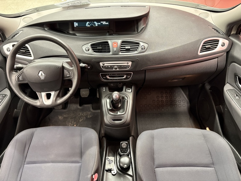 Renault Scénic vaihtoauto