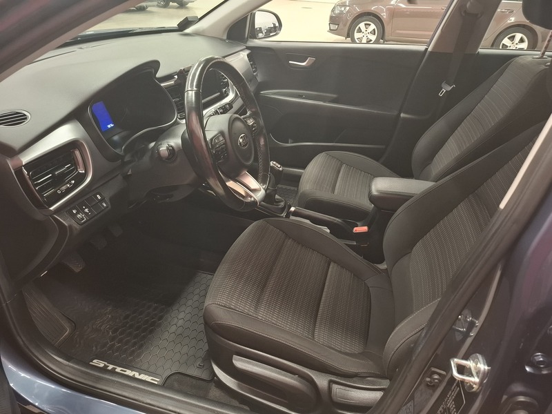 Kia Stonic vaihtoauto