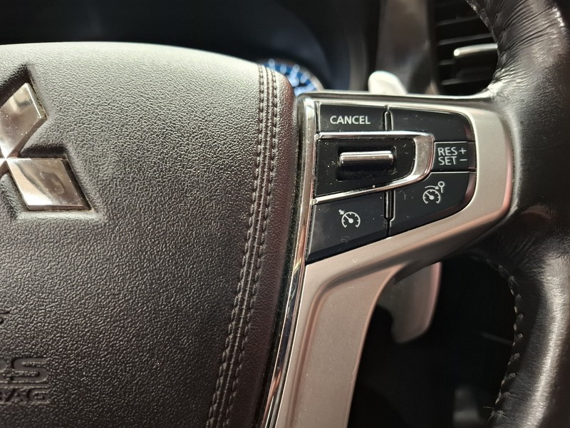 Mitsubishi Outlander PHEV vaihtoauto