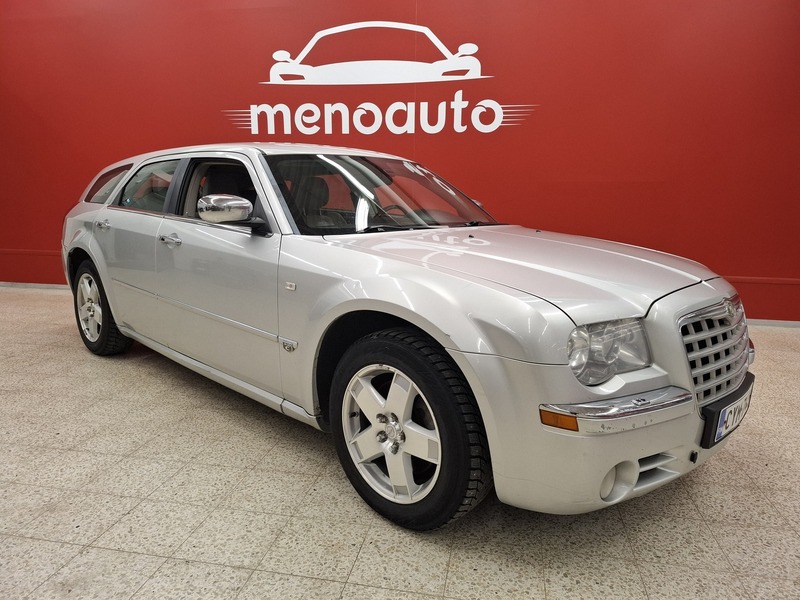 Chrysler 300C vaihtoauto