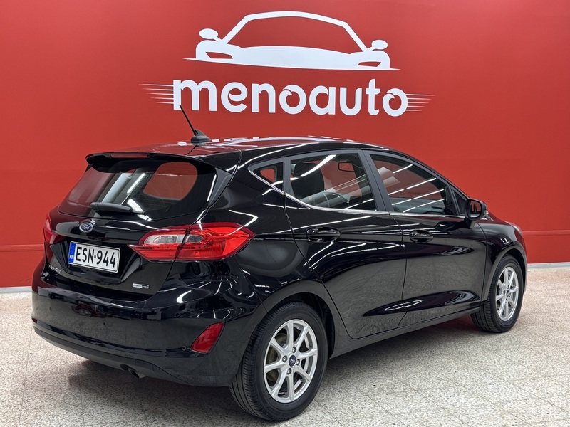 Ford Fiesta vaihtoauto