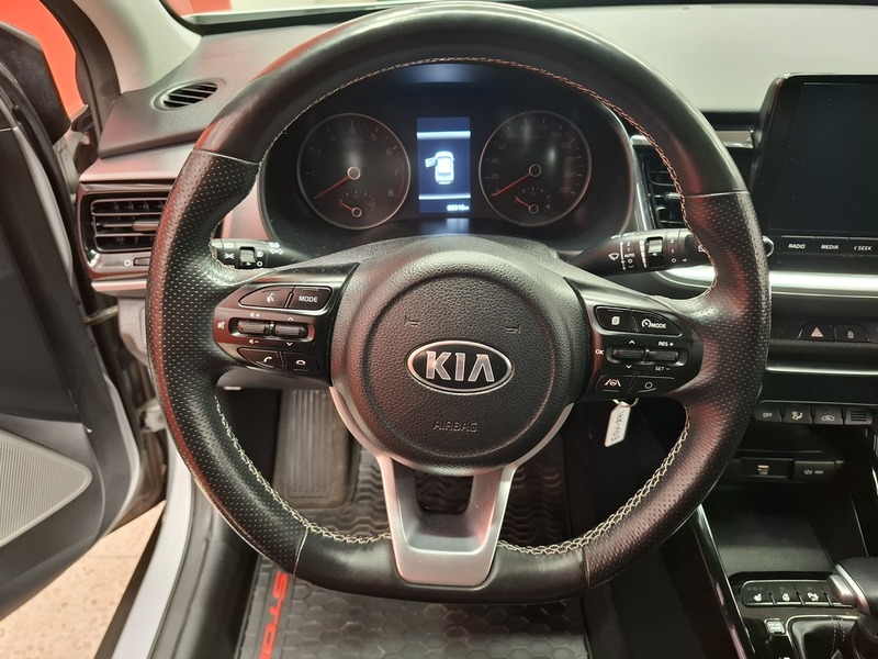 Kia Stonic vaihtoauto
