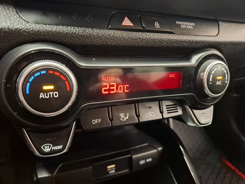 Kia Stonic vaihtoauto