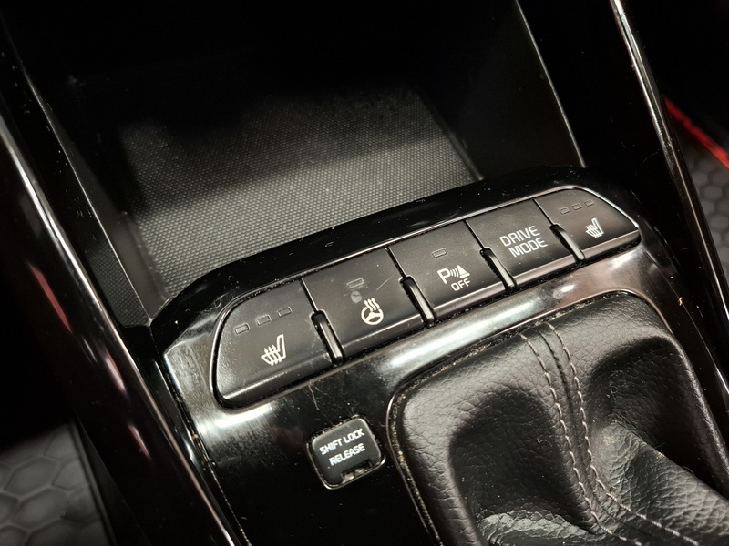 Kia Stonic vaihtoauto