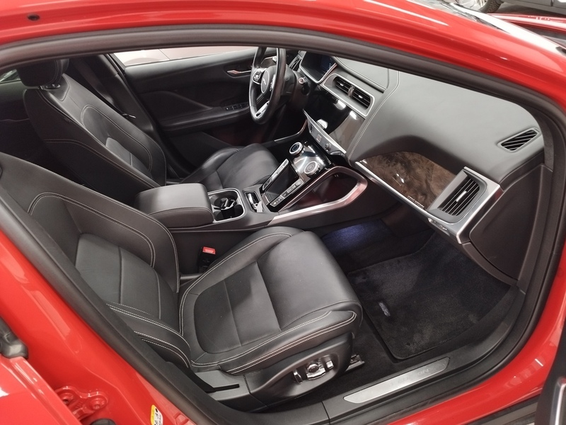 Jaguar I-PACE vaihtoauto