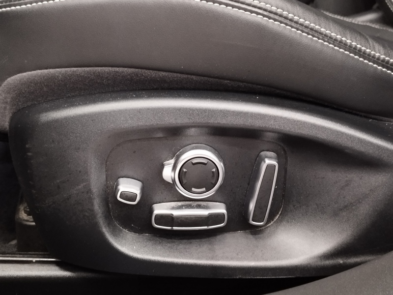 Jaguar I-PACE vaihtoauto