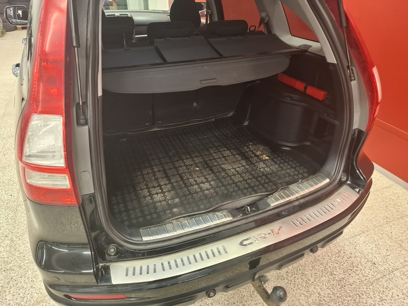 Honda CR-V vaihtoauto