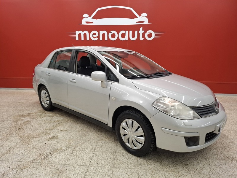 Nissan Tiida vaihtoauto