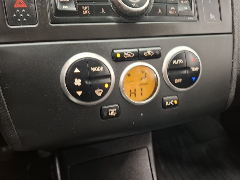 Nissan Tiida vaihtoauto