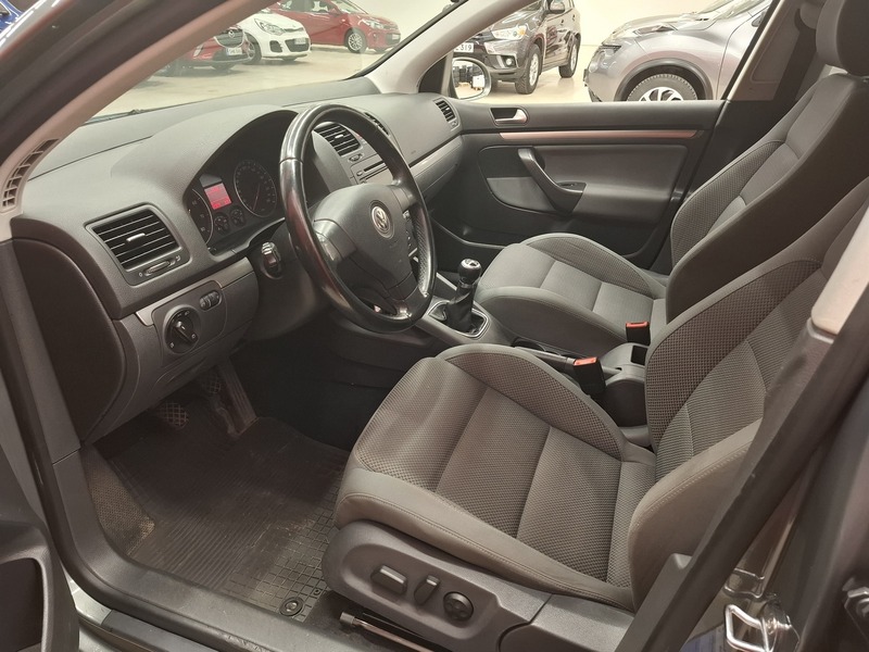 Volkswagen Golf vaihtoauto