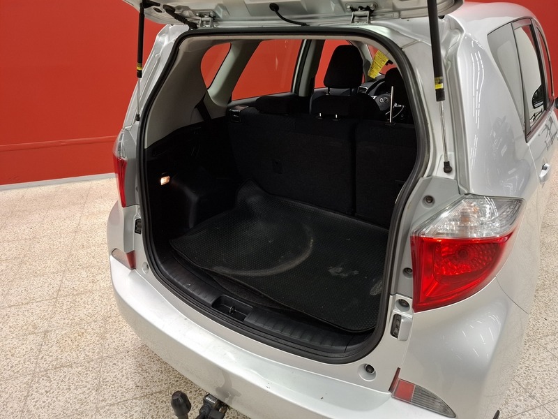 Toyota Verso-S vaihtoauto