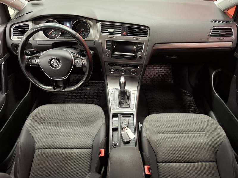 Volkswagen Golf vaihtoauto