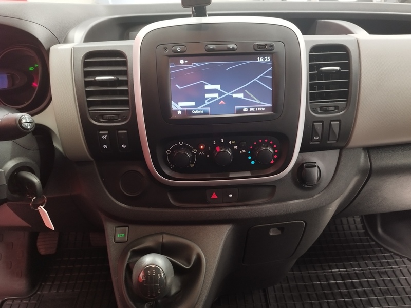 Renault Trafic vaihtoauto