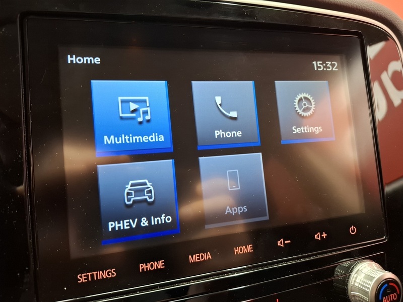 Mitsubishi Outlander PHEV vaihtoauto