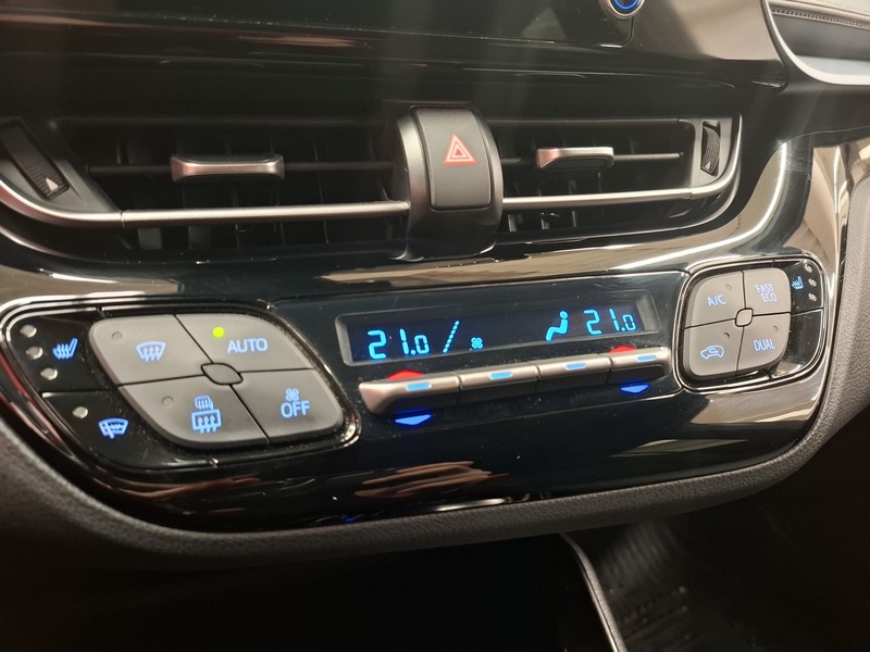 Toyota C-HR vaihtoauto