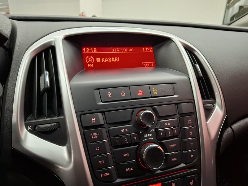 Opel Astra vaihtoauto