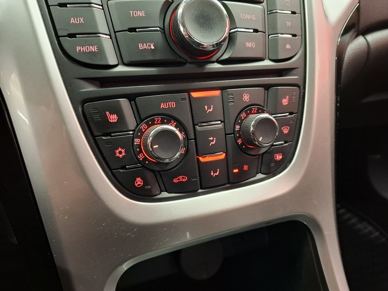 Opel Astra vaihtoauto