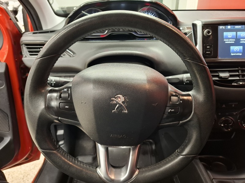 Peugeot 208 vaihtoauto