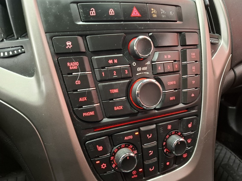 Opel Astra vaihtoauto