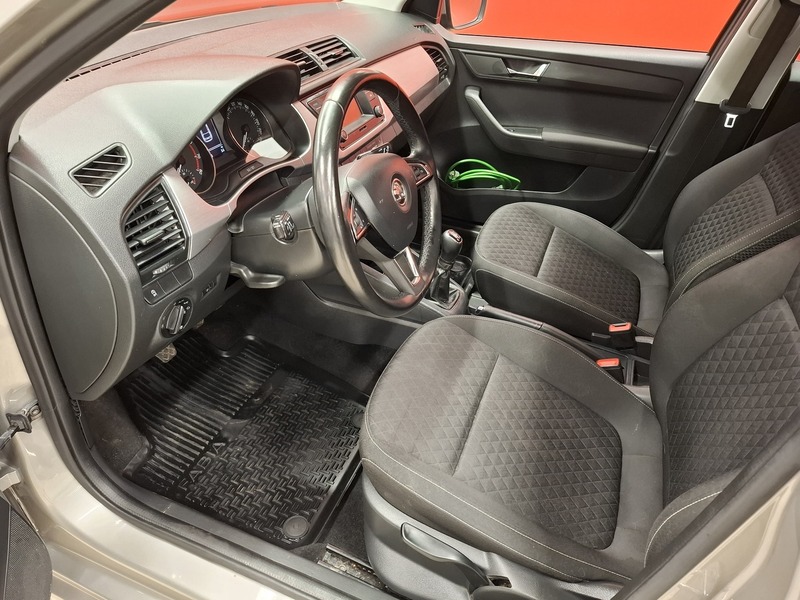 Skoda Fabia vaihtoauto