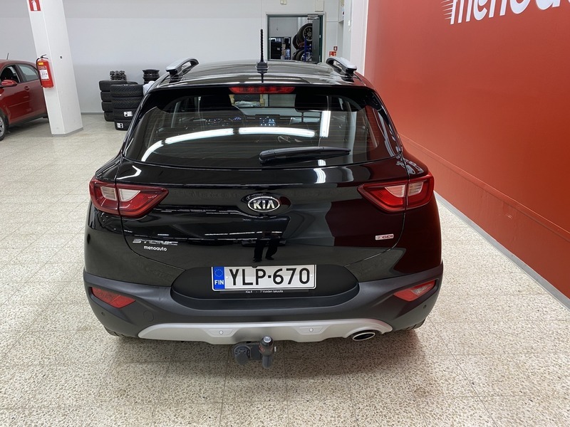 Kia Stonic vaihtoauto