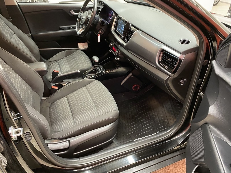 Kia Stonic vaihtoauto