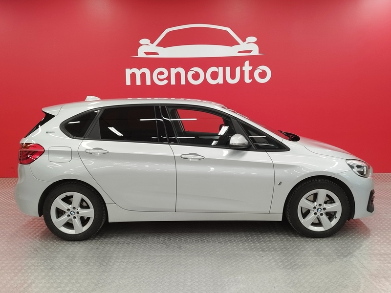 BMW 225 vaihtoauto