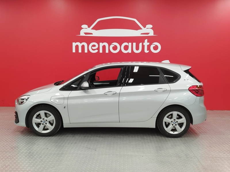 BMW 225 vaihtoauto