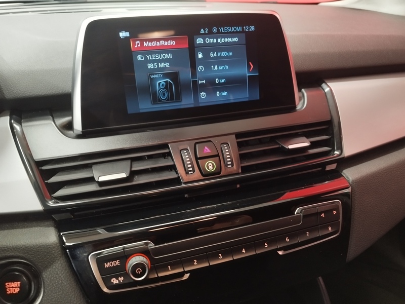 BMW 225 vaihtoauto