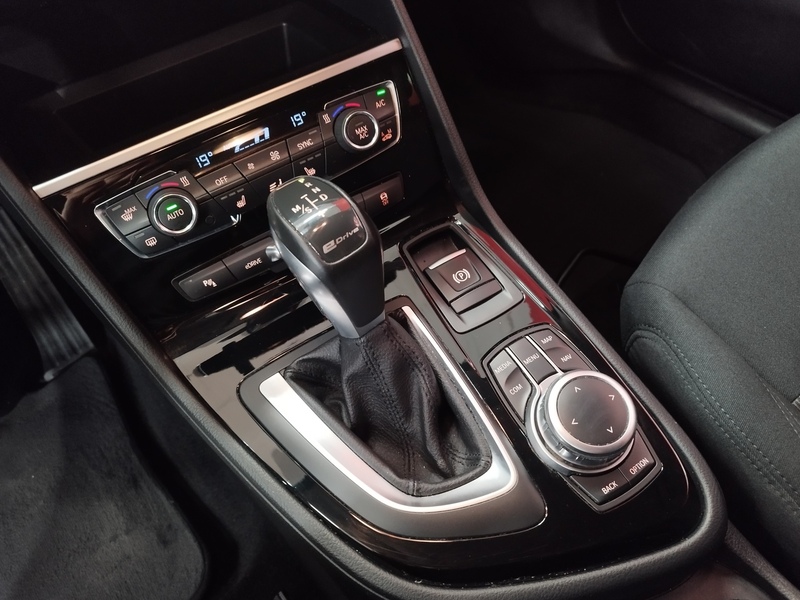 BMW 225 vaihtoauto