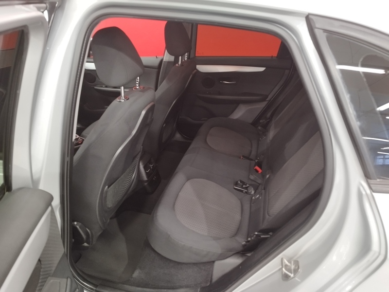 BMW 225 vaihtoauto