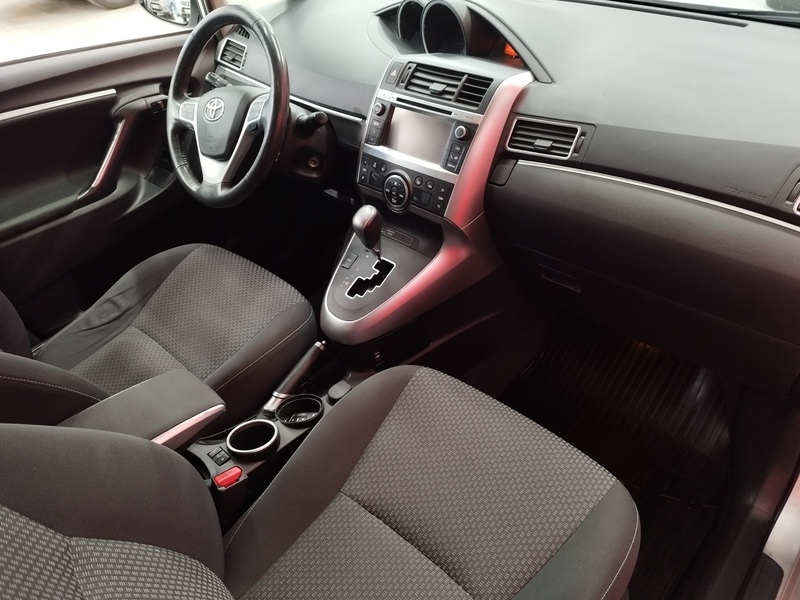 Toyota Verso vaihtoauto