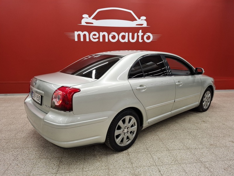 Toyota Avensis vaihtoauto