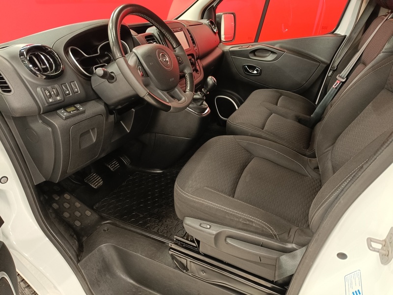 Opel Vivaro vaihtoauto