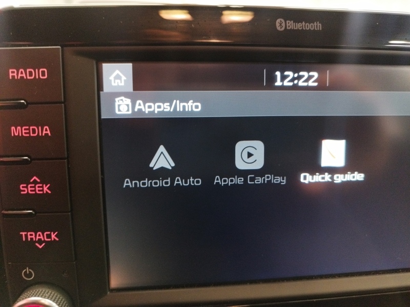 Kia Stonic vaihtoauto