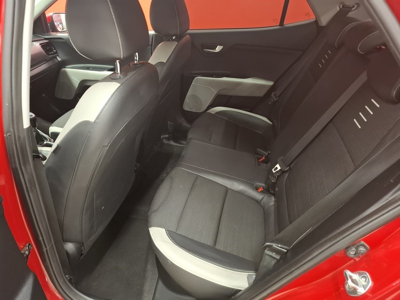 Kia Stonic vaihtoauto