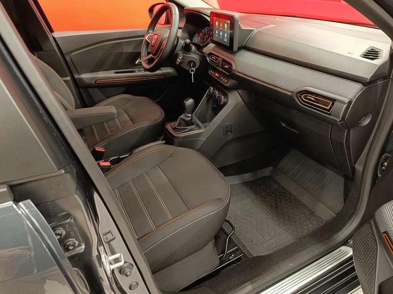 Dacia Sandero vaihtoauto