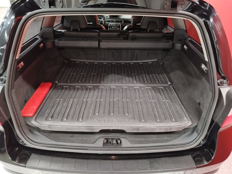 Volvo V70 vaihtoauto