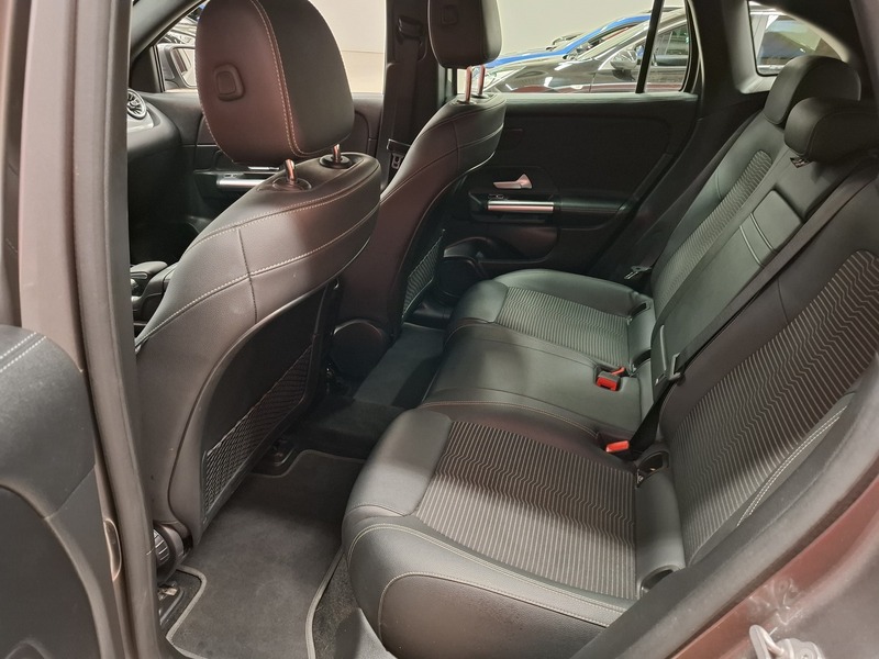 Mercedes-Benz EQA vaihtoauto