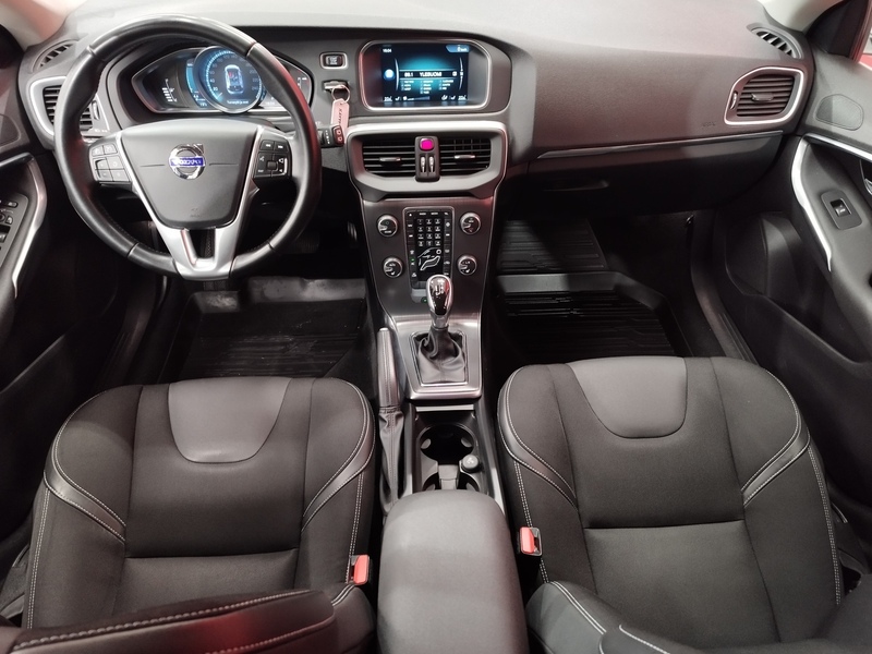 Volvo V40 vaihtoauto