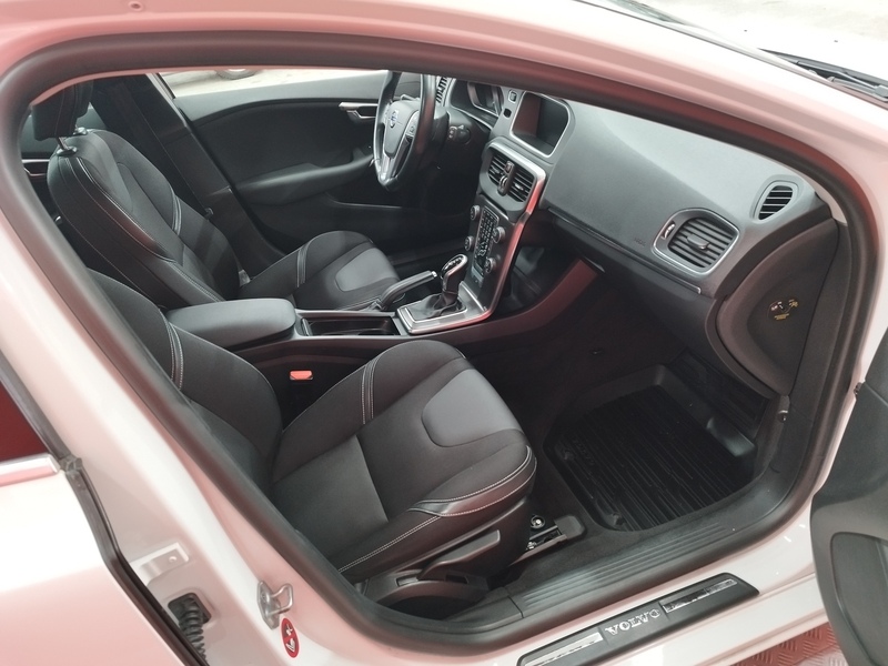 Volvo V40 vaihtoauto