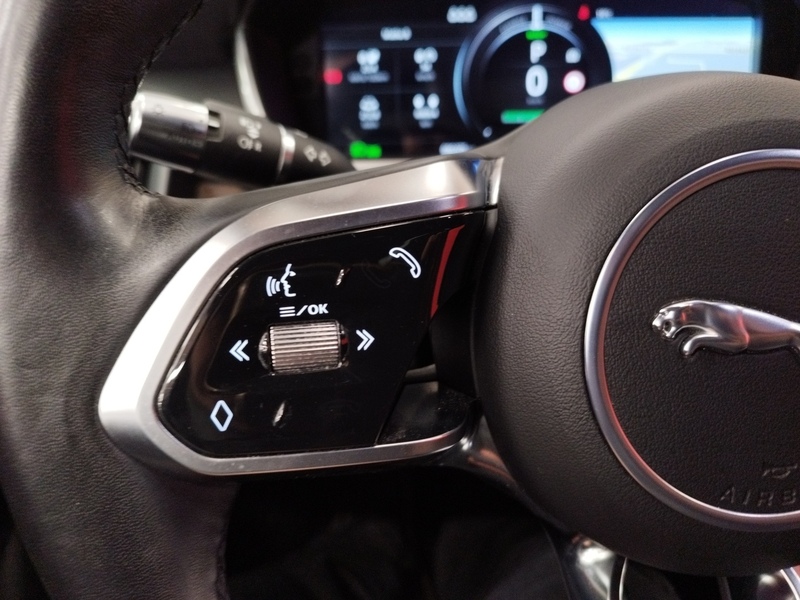 Jaguar I-PACE vaihtoauto