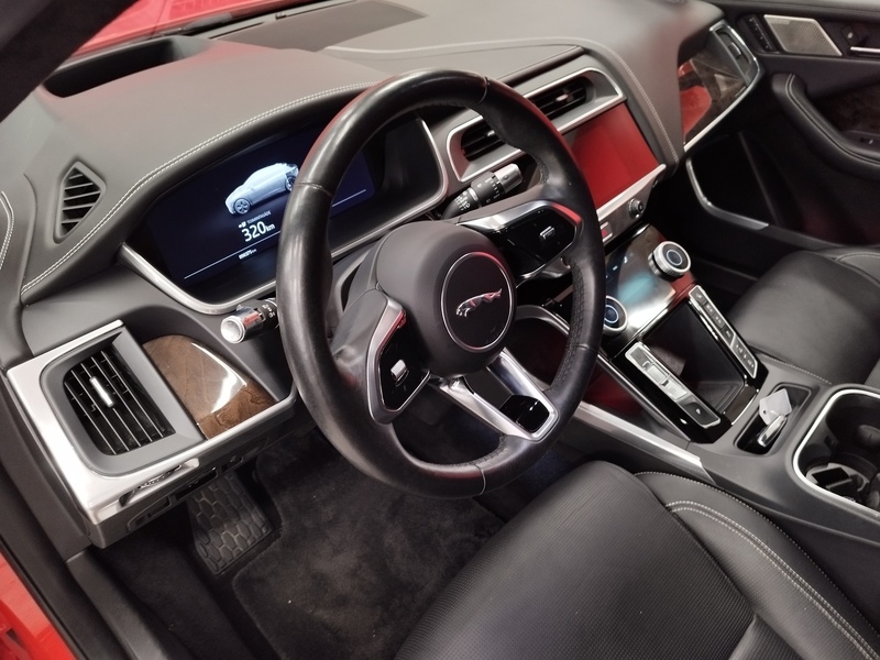 Jaguar I-PACE vaihtoauto