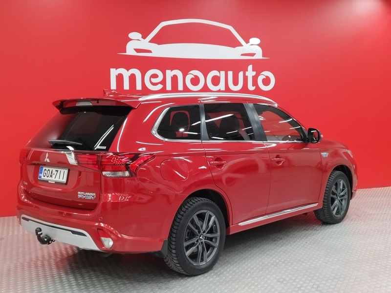 Mitsubishi Outlander PHEV vaihtoauto