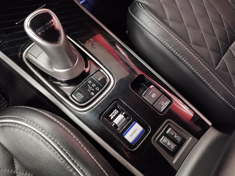 Mitsubishi Outlander PHEV vaihtoauto