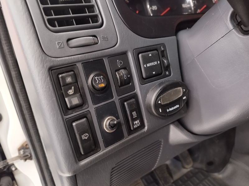 Toyota Hiace vaihtoauto