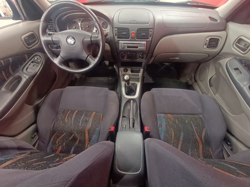 Nissan Almera vaihtoauto
